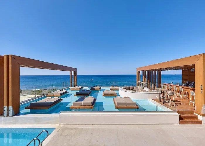 Enorme Santanna Beach Ierapetra  photo