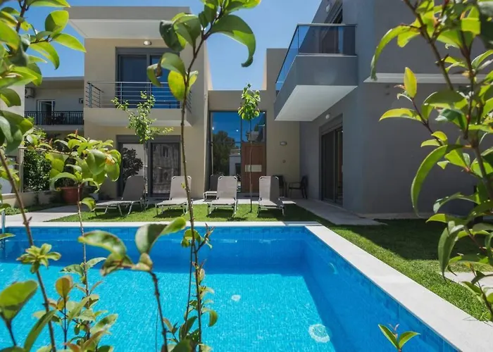 Park-View Lux Pool Villa, Steps To The Beach Agioi Apostoli  photo