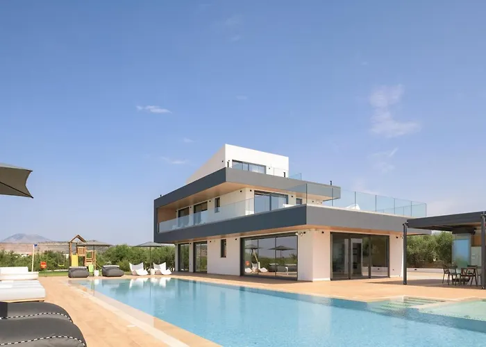 Aesthea 5-Star Villa, 2Pools, Gym, Cinema, Sauna, By Thinkvilla Prinos  photo
