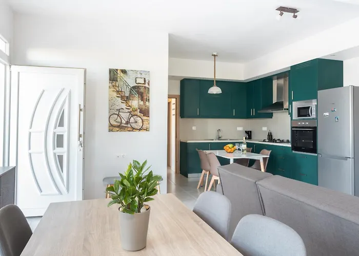 V&S Luxury Apartment Sfakaki photo