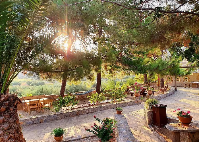 Stella'S Traditional Inn Zakros photo