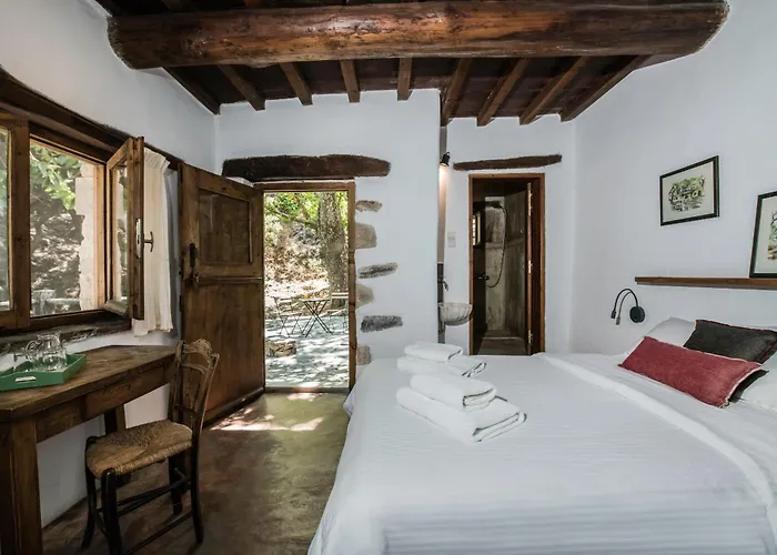 Μilia Mountain Retreat Hotel Vlatos photo