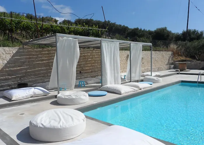 Pervola Petit Hotel Krousonas  photo