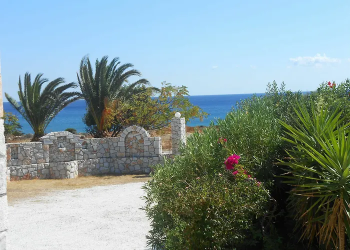 Iris Apartments And Rooms Gialos  photo