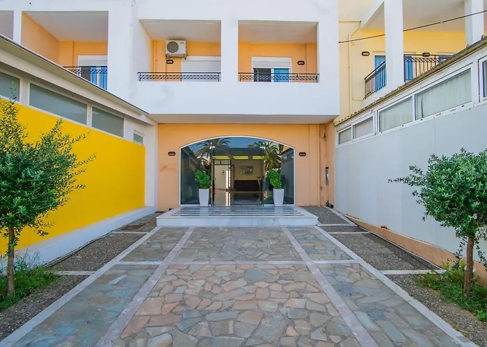 Matthias Hotel Apartments Adelianos Kampos photo
